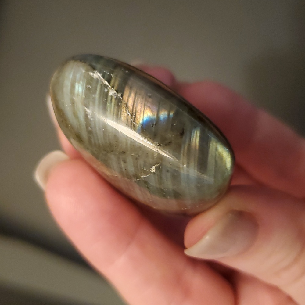 Labradorite Heart š - Picture 4 of 4